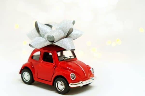 Electronic Vehicle Holiday Gift Ideas for Car Lovers