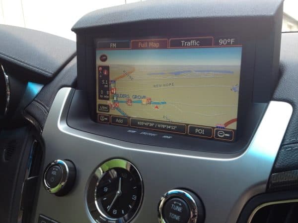 cadillac cts pop up screen displaying map